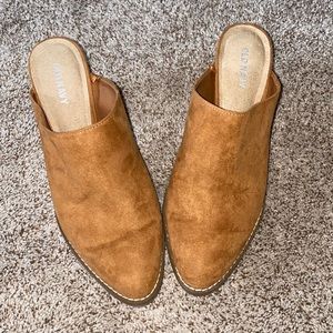 Old Navy heeled shoes